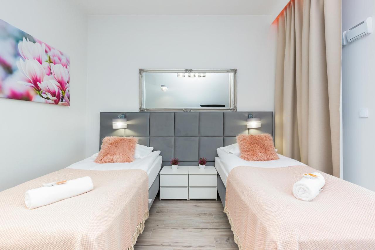 Apartments With Parking Warsaw Business Center By Noclegi Renters المظهر الخارجي الصورة