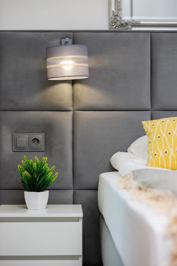 Apartments With Parking Warsaw Business Center By Noclegi Renters المظهر الخارجي الصورة